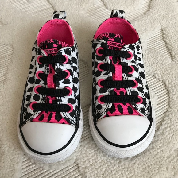 Converse Other - Converse toddler 6 LIKE NEW